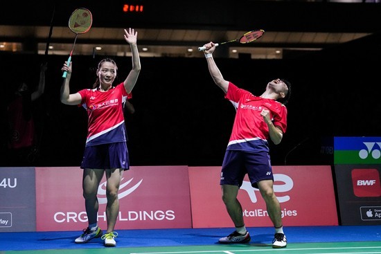 但詹姆斯从 但詹姆斯从