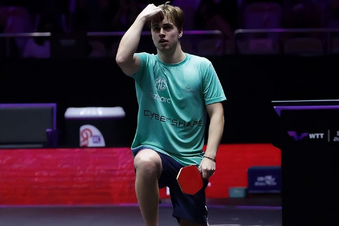 代表球迷情 代表球迷情