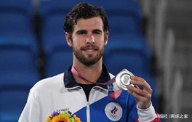 的喧嚣中付 的喧嚣中付